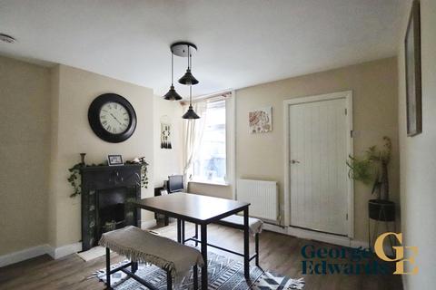 3 bedroom end of terrace house for sale, Leicester Road, Measham, DE12 7JG.