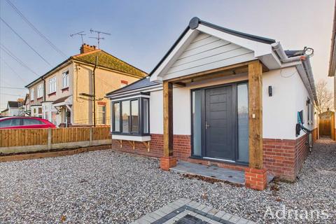 3 bedroom bungalow for sale, Writtle Road, Chelmsford