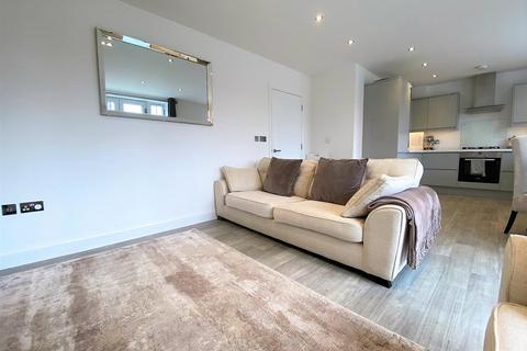 2 bedroom apartment to rent, Blackbrook Lane, Bromley