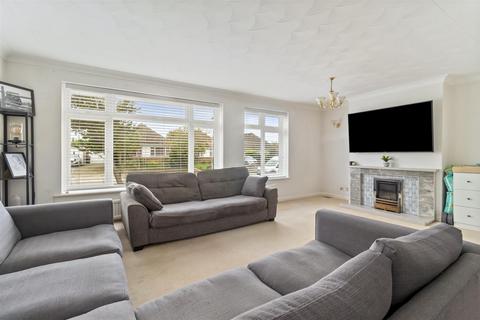 3 bedroom detached house for sale, Cumberland Avenue, Goring-By-Sea
