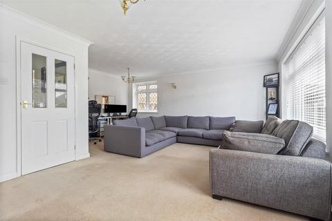 3 bedroom detached house for sale, Cumberland Avenue, Goring-By-Sea