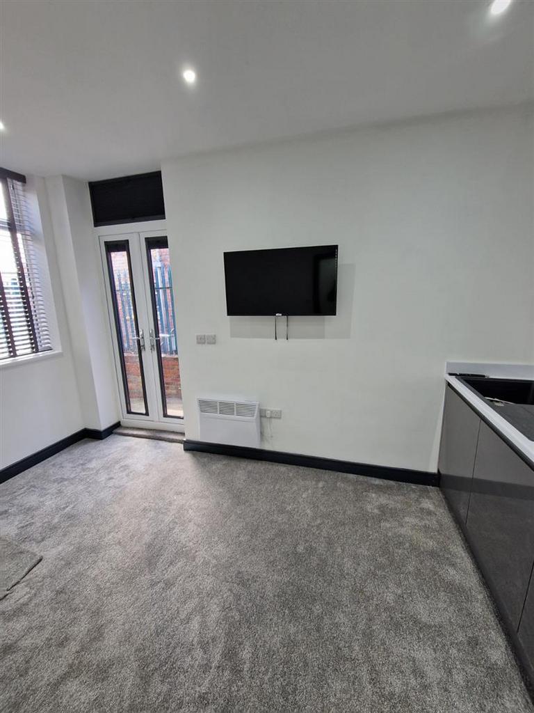 Lounge/Kitchen