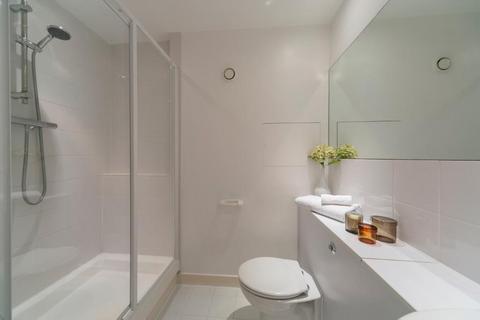 Flat to rent, Kilburn High Road, NW6 5UA