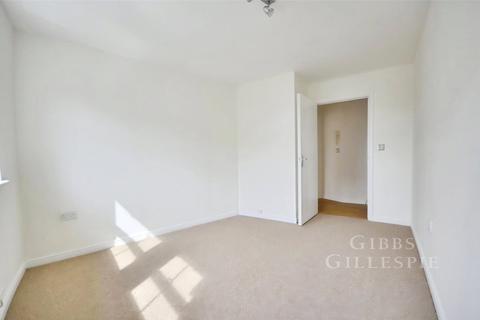2 bedroom flat to rent, Morton Close, Hillingdon, UB8