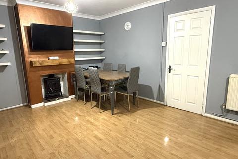 3 bedroom end of terrace house for sale, Hogarth Place, Port Talbot, Neath Port Talbot.
