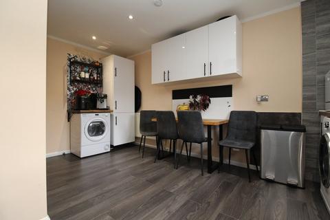 undefined, Garden Row, Hitchin, SG5