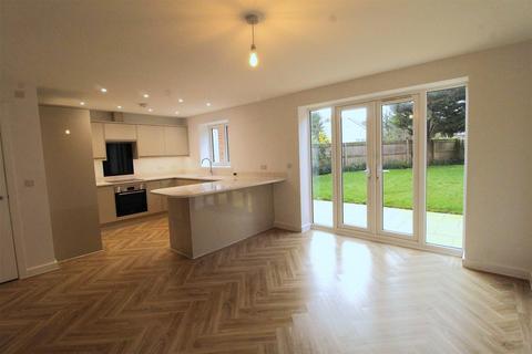 4 bedroom detached house for sale, Teapot Lane, Aylesford