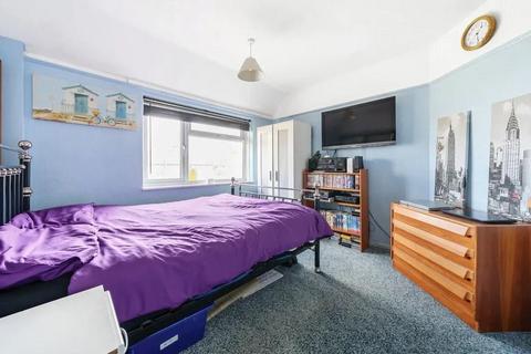 undefined, Gammons Lane, Watford WD24