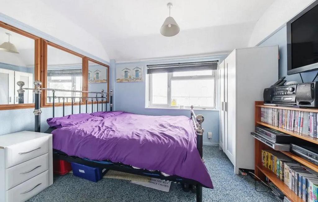 Double Bedroom