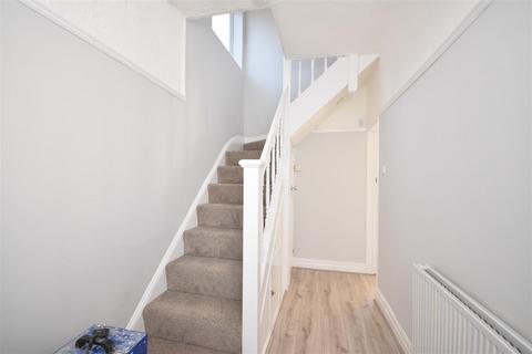 3 bedroom end of terrace house to rent, Ilchester Road, Liverpool