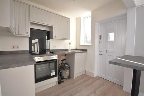 3 bedroom end of terrace house to rent, Ilchester Road, Liverpool