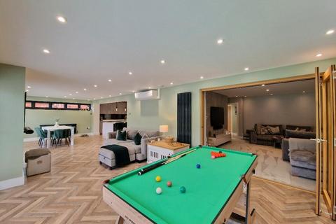 5 bedroom detached house for sale, Bakersfield, The Drive, Mayland CM3