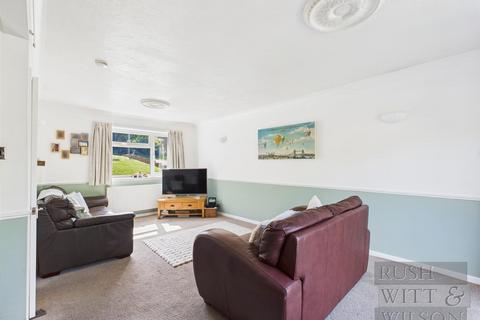 4 bedroom detached house for sale, The Suttons, St. Leonards-On-Sea