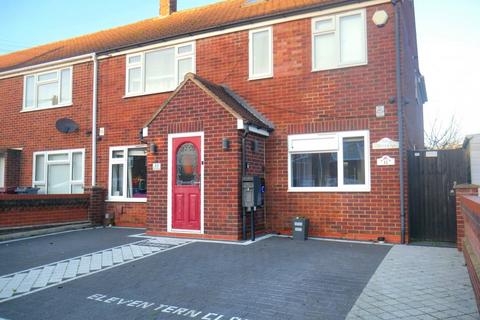undefined, Tern Close, Reading, RG30