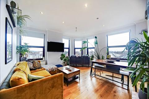 1 bedroom apartment for sale, Laleham Road, London SE6