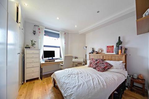 1 bedroom apartment for sale, Laleham Road, London SE6