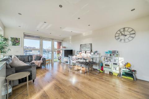2 bedroom apartment for sale, London Road, Mitcham CR4