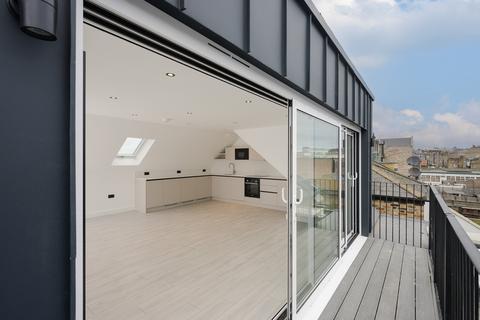 undefined, The Broadway, London SW19