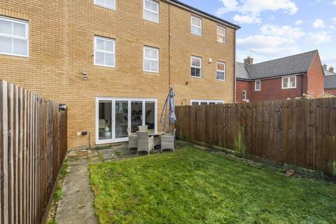 undefined, Roding Drive, Dunmow CM6