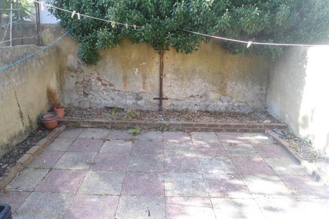 4 bedroom terraced house to rent, Park Crescent Road, Brighton, BN2 3HT