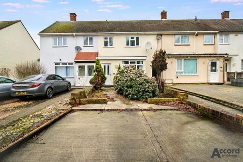 undefined, Cricklade Avenue, Romford, RM3