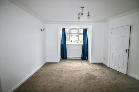 undefined, Cricklade Avenue, Romford, RM3