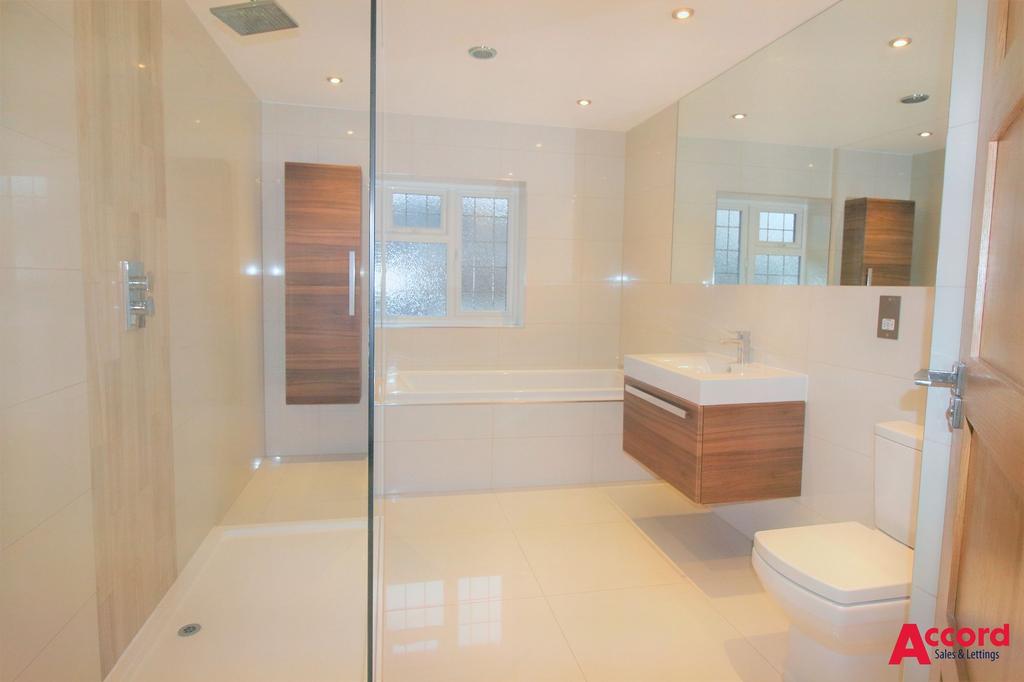 Ensuite