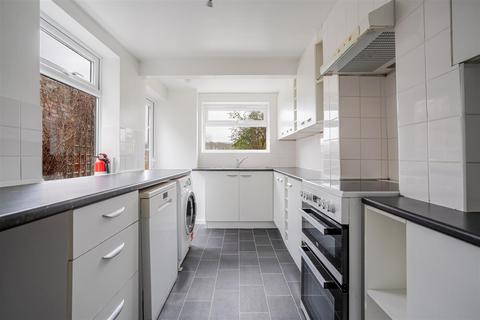 2 bedroom terraced house for sale, St. Leonards Road, Windsor