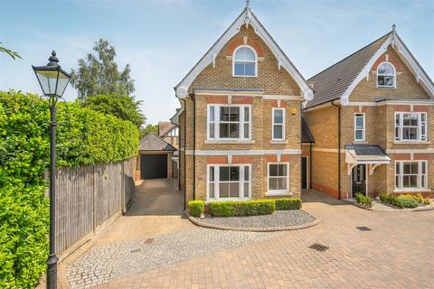 5 bedroom link detached house for sale, Kensington Mews, Windsor