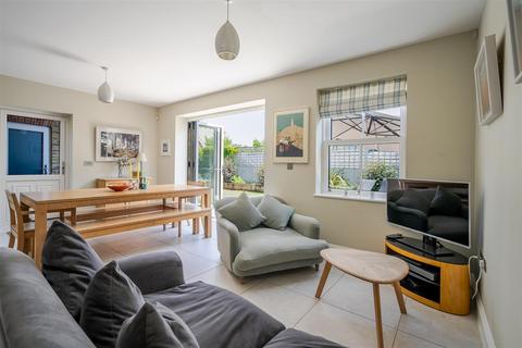 5 bedroom link detached house for sale, Kensington Mews, Windsor