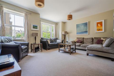 5 bedroom link detached house for sale, Kensington Mews, Windsor