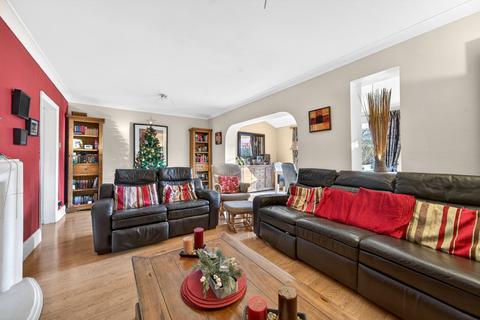 3 bedroom end of terrace house for sale, Elmwood Avenue, Borehamwood WD6