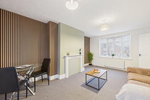 2 bedroom semi-detached house for sale, Fellgate Gardens, Gateshead, NE10