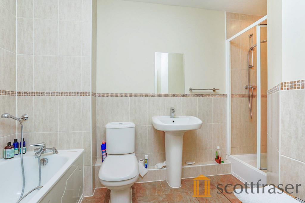 Main bathroom