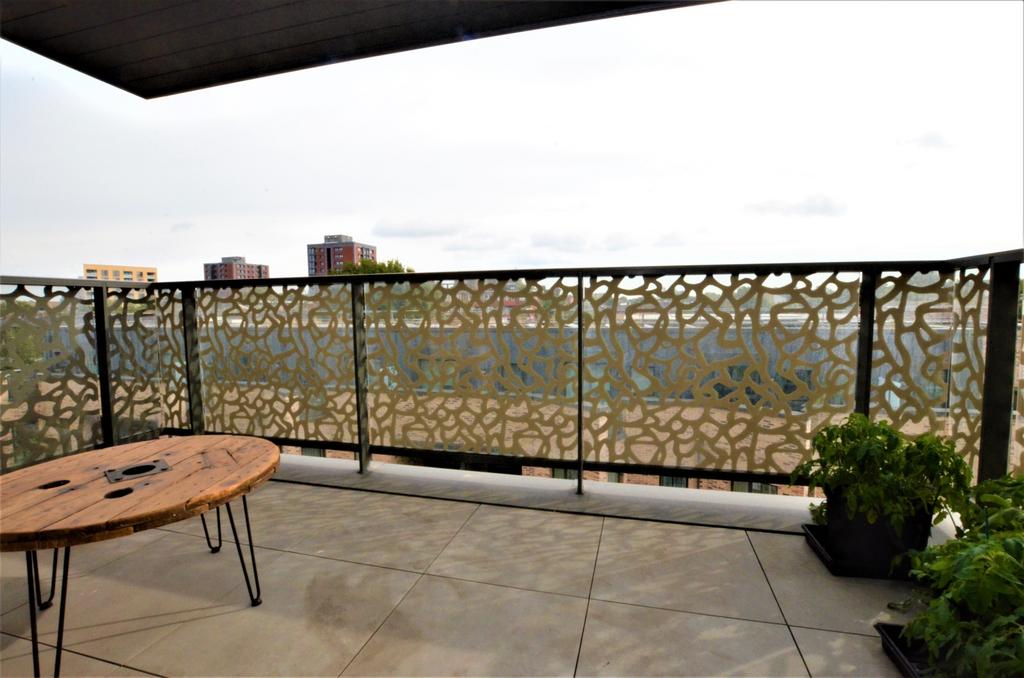 Terrace Angle1