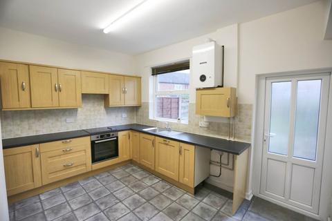2 bedroom terraced house to rent, Chapel Street, Hazel Grove