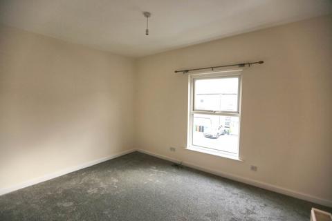 2 bedroom terraced house to rent, Chapel Street, Hazel Grove