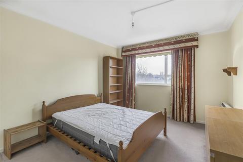2 bedroom flat to rent, Portinscale Road, Putney SW15