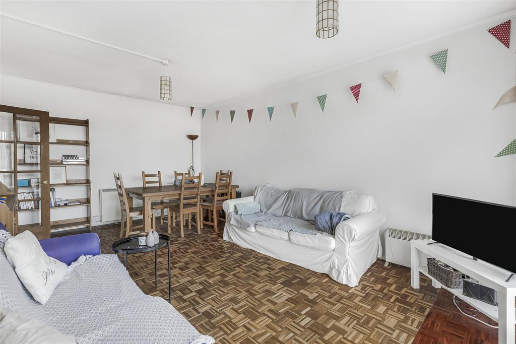 46 Burton Lodge-2.JPG