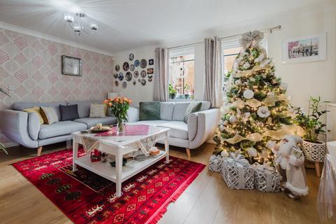 2 bedroom apartment for sale, Bankwell Street, Hulme, Manchester, M15