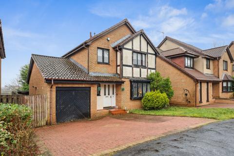 4 bedroom detached house for sale, Dunlin, East Kilbride, G74