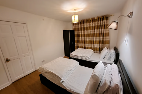 undefined, Cardiff Road, Nantgarw CF15