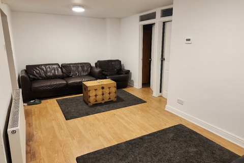 undefined, Cardiff Road, Nantgarw CF15