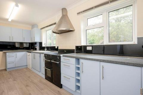 undefined, Bristol Road, Upper Rissington GL54