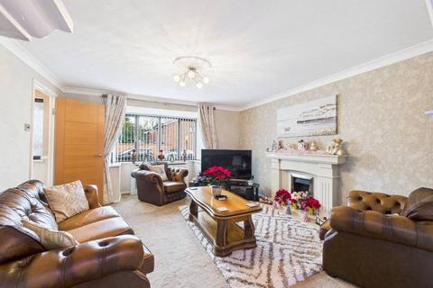 4 bedroom detached house for sale, Broadfield Gardens, Great Meadow, Worcester, Worcestershire, WR4