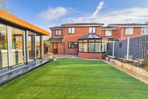 4 bedroom detached house for sale, Broadfield Gardens, Great Meadow, Worcester, Worcestershire, WR4