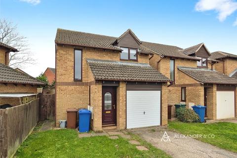 3 bedroom detached house to rent, Lime Crescent, Bicester OX26