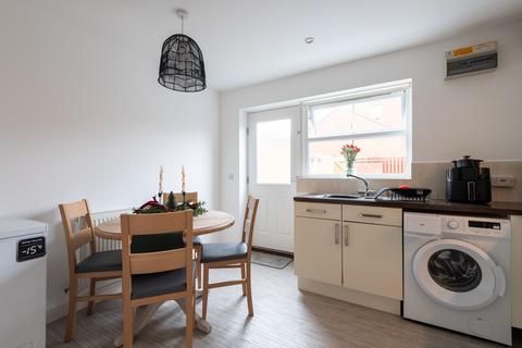 2 bedroom terraced house for sale, Hall Leys Park, Kingswood, Hull HU7