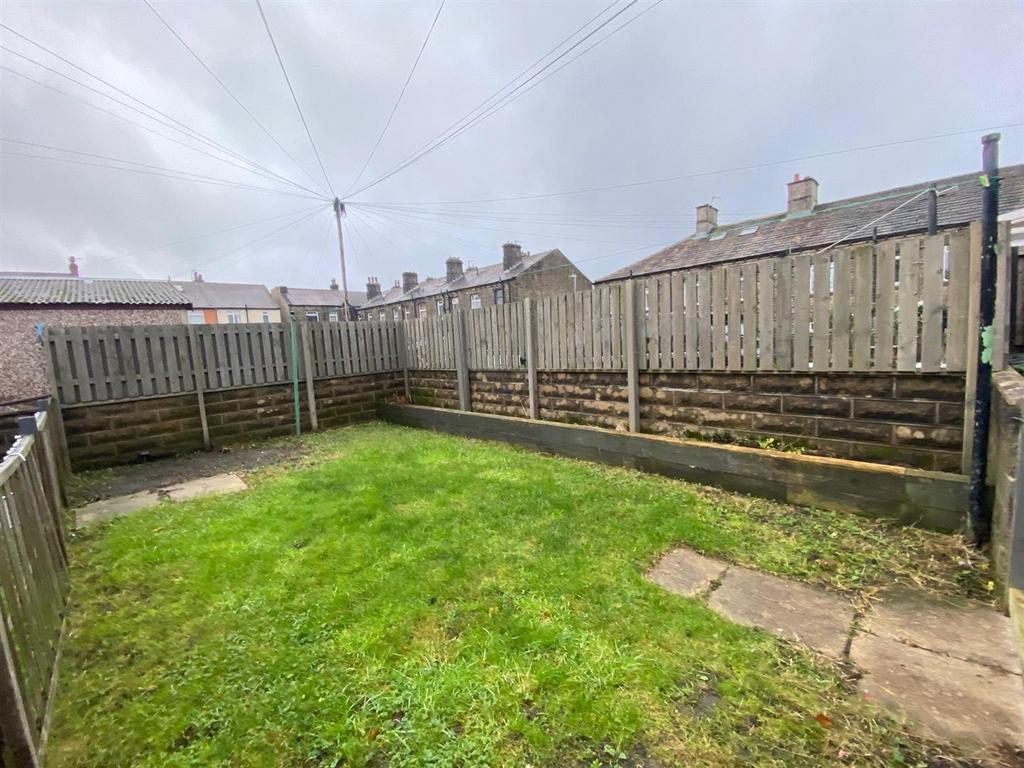 BACK GARDEN.jpg