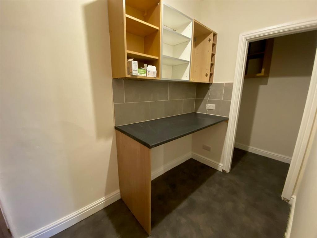 KITCHEN 3.jpg